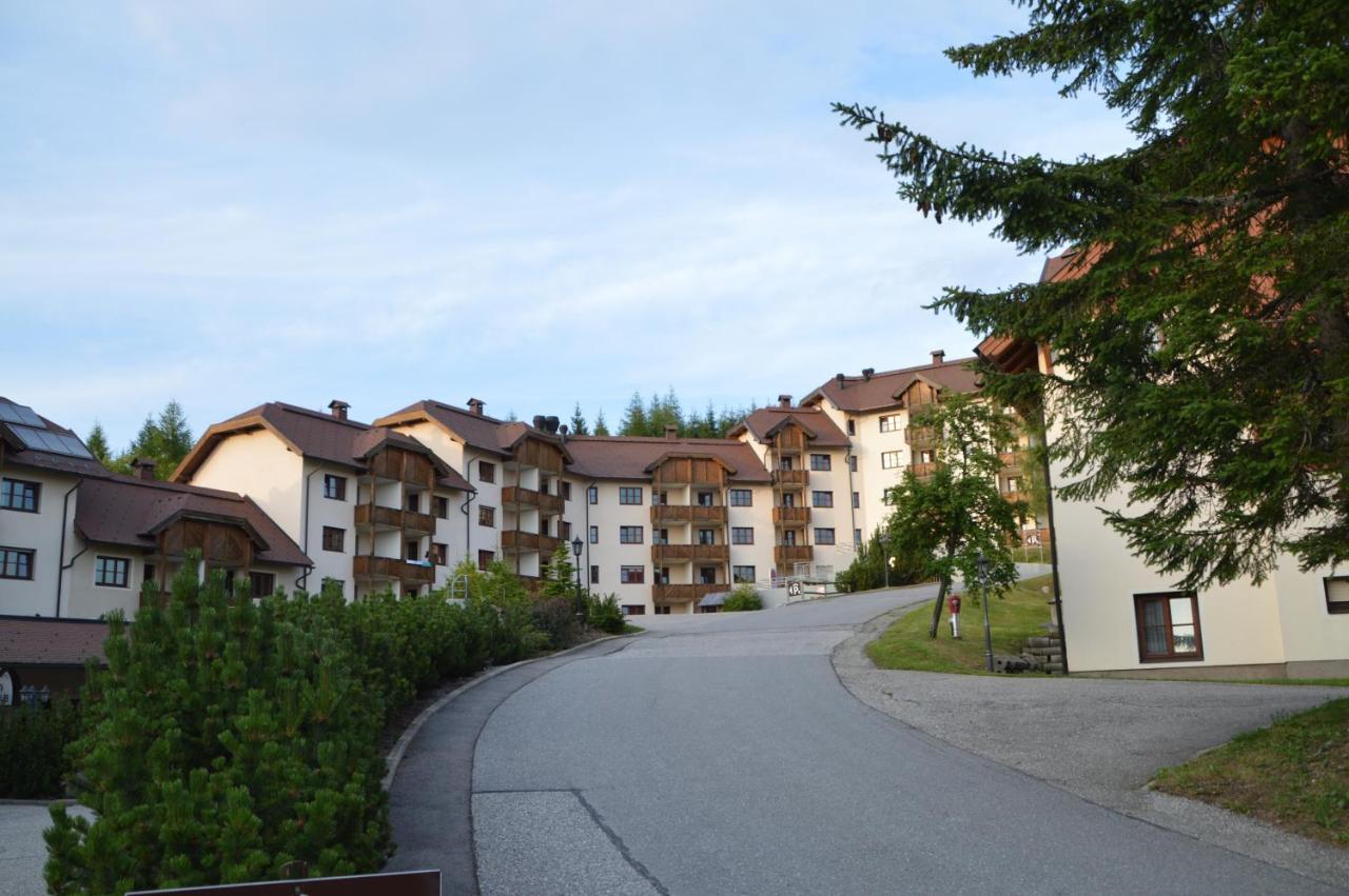 Panorama Apartment Gerlitzen Treffen Kültér fotó